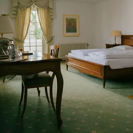 Muehle فندق بينزن