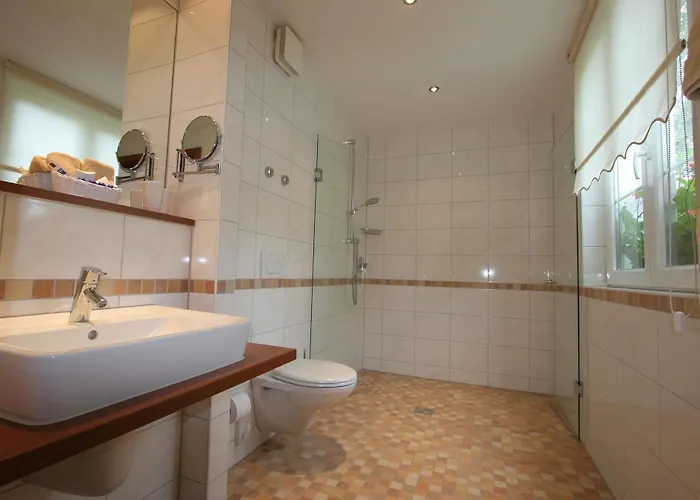 Muehle فندق بينزن